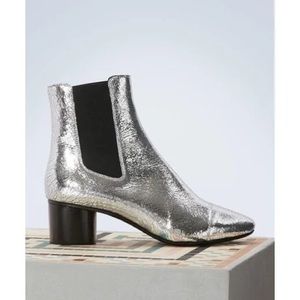 Isabel Marant Danelya Chelsea Boots in Cracked Metallic Silver FRSize 38 US 7
